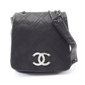 Chanel Diamond Stitch Shoulder Bag Leather Black